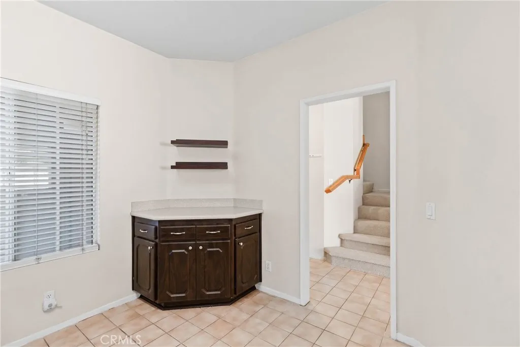 Photo #6: SR25173502 Listing 