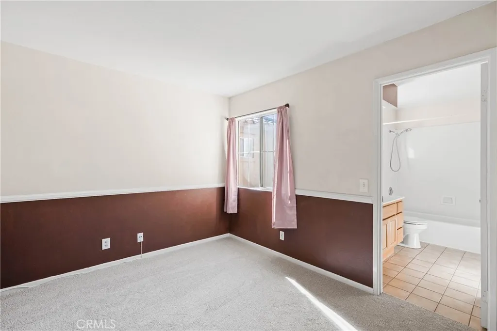 Photo #19: SR25173502 Listing: Photo #19