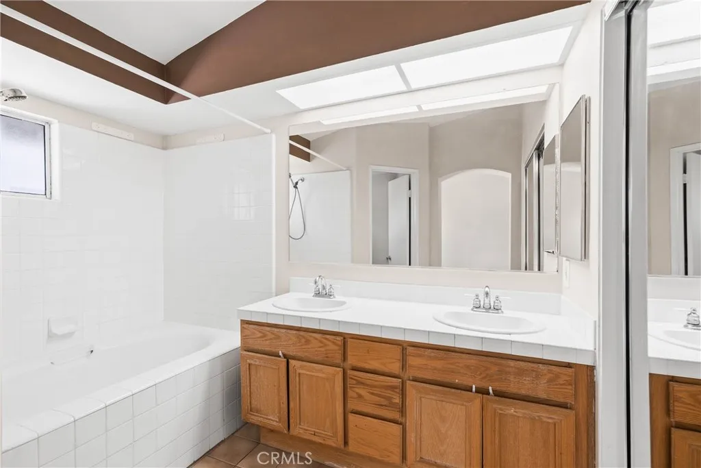 Photo #22: SR25173502 Listing: Photo #22