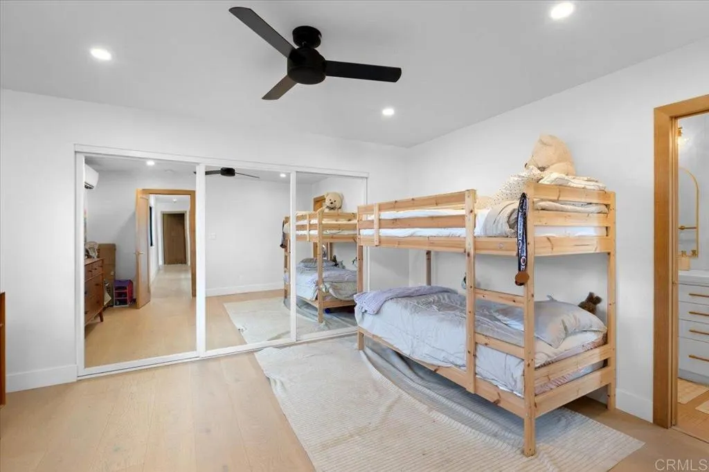 https://cdn.realtyfeed.com/cdn/127/306508409/7487daf002c3a65140fbf567bb88c7b6.webp