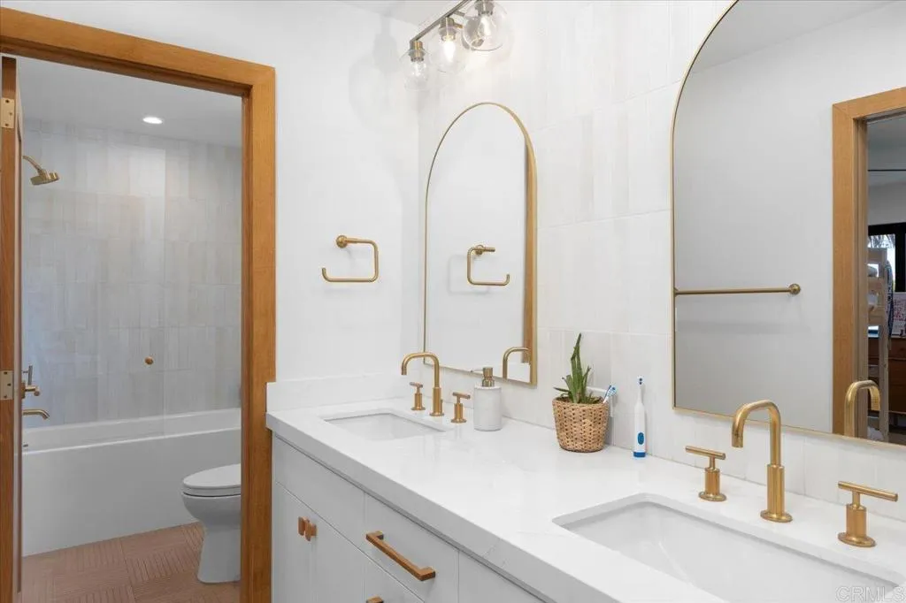 https://cdn.realtyfeed.com/cdn/127/306508409/e0059242f73b431dcb1e5ed23f7a2dc4.webp