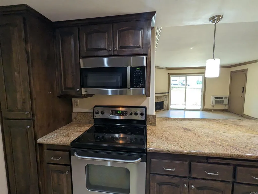 Photo #3: NDP2507606 Listing 