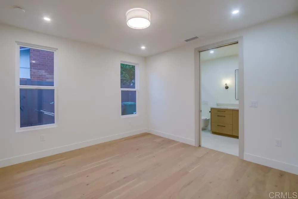 https://cdn.realtyfeed.com/cdn/127/306508546/08e4ec2a965e6ba0303c6cda248e72ef.webp