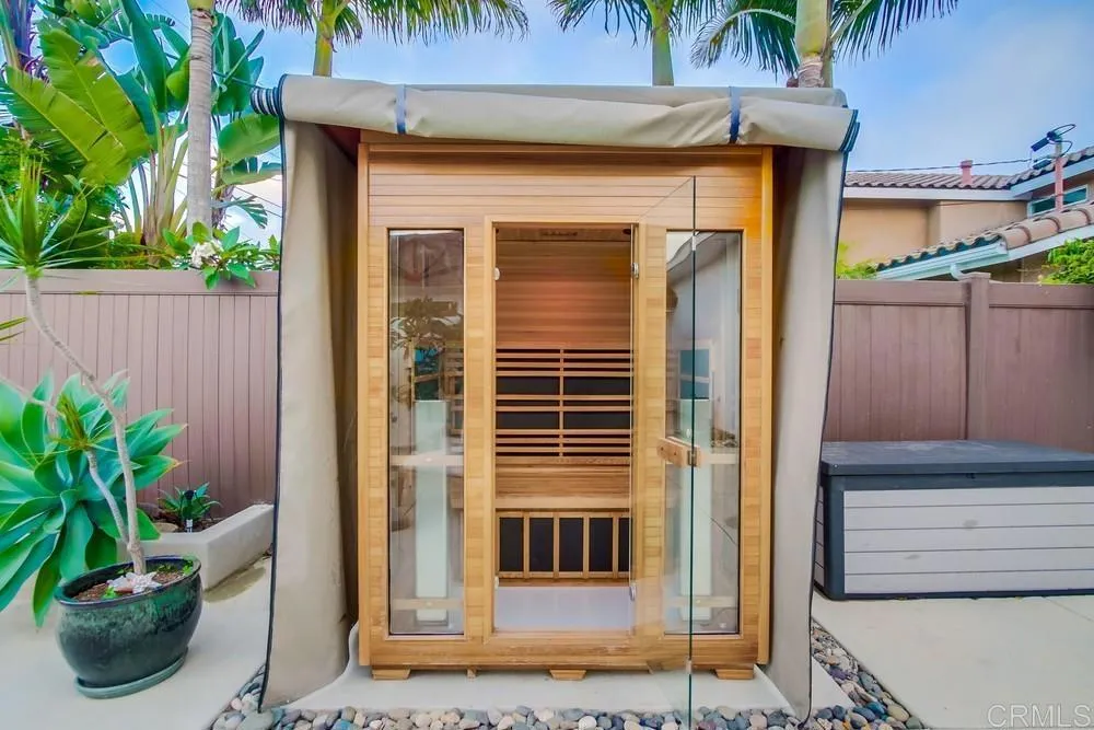 https://cdn.realtyfeed.com/cdn/127/306508546/1942178d8f73d0b745f2e315a2774a60.webp