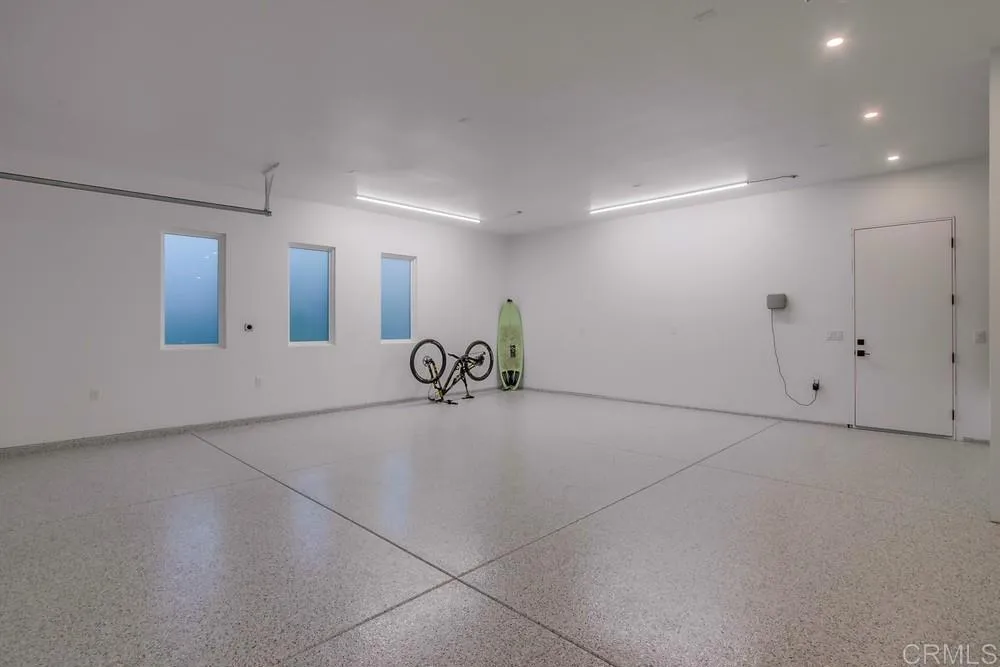 https://cdn.realtyfeed.com/cdn/127/306508546/251cbb3d1f1d3679001747c3b4ffe785.webp