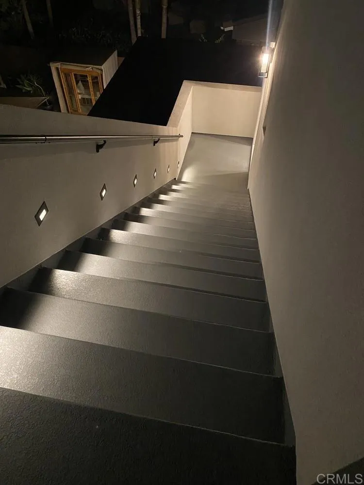 https://cdn.realtyfeed.com/cdn/127/306508546/5ee96895f6d5720622920b4f7f9a78e8.webp
