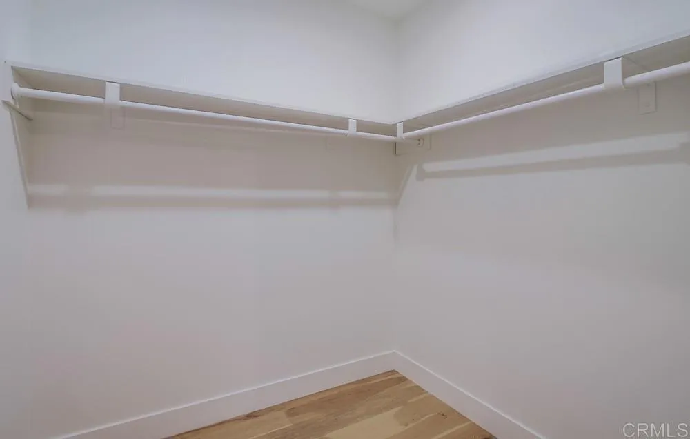 https://cdn.realtyfeed.com/cdn/127/306508546/83cc523a8d9b484a2182e20ed4ef941d.webp