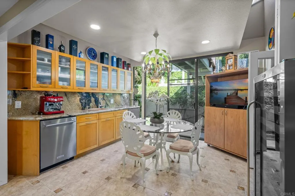 https://cdn.realtyfeed.com/cdn/127/306508555/b1800ee6c45a7293412def750d2f1a6f.webp