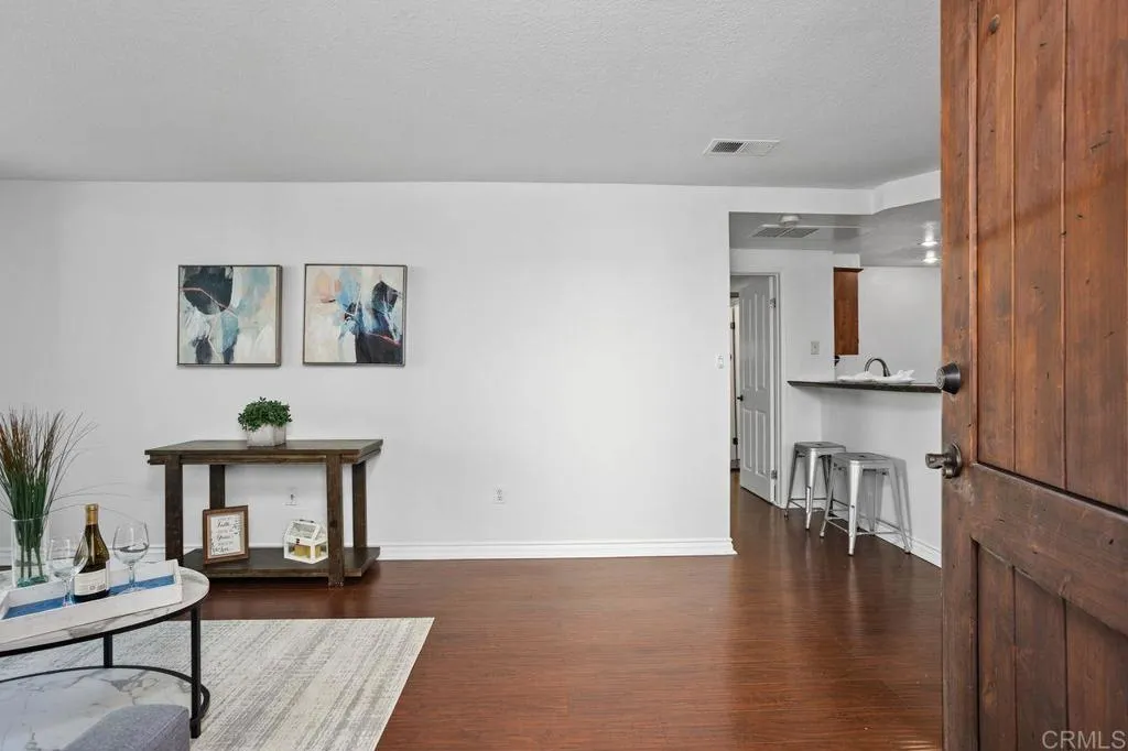 Photo #2: NDP2507612 Listing 