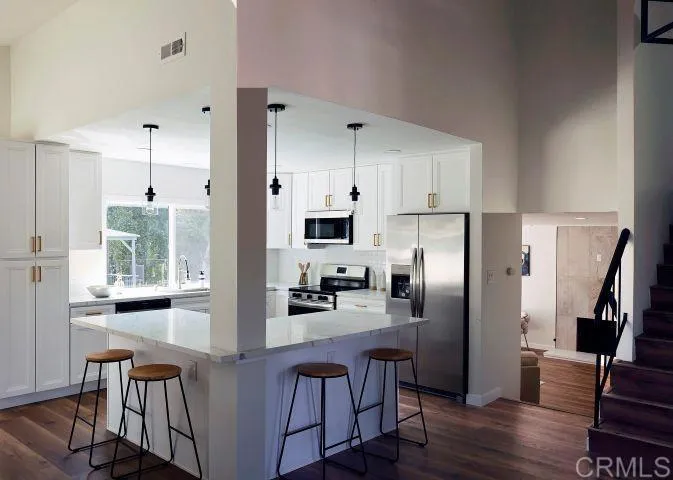 https://cdn.realtyfeed.com/cdn/127/306508657/1f24d7a56c7c580d1038d444fdbf2818.webp