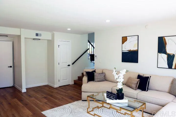 https://cdn.realtyfeed.com/cdn/127/306508657/98fe599b9c93b1b196a61515e90130b5.webp