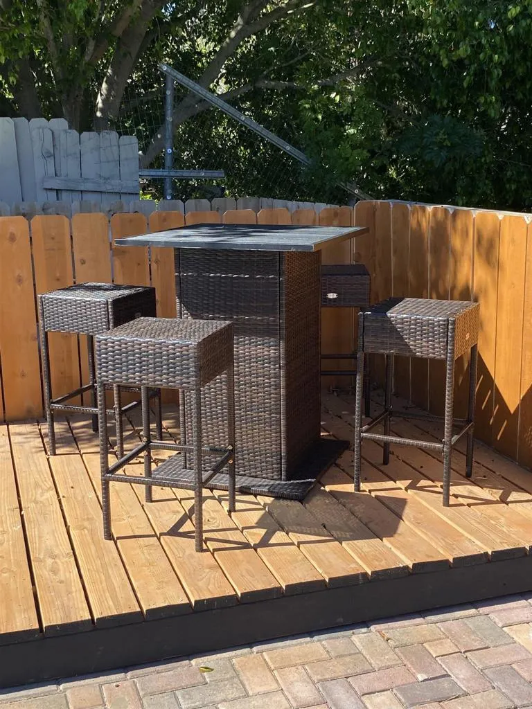 https://cdn.realtyfeed.com/cdn/127/306508657/b37407f0eeac9f779288d7389332fd03.webp