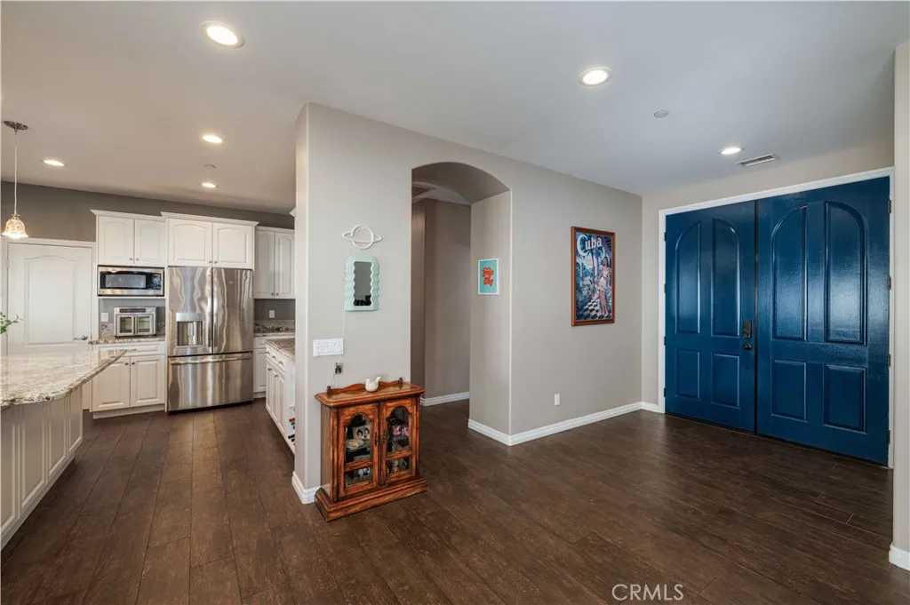 https://cdn.realtyfeed.com/cdn/127/306508692/20b9b068f9903888ec6472697972d536.webp