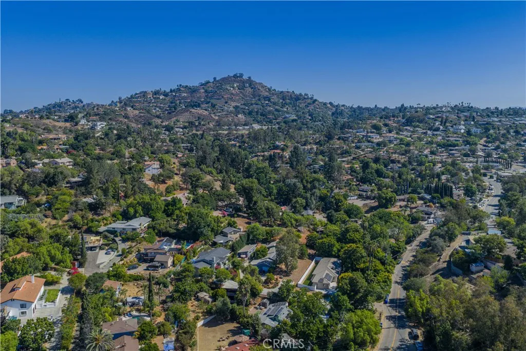https://cdn.realtyfeed.com/cdn/127/306508692/5825cf041456dfff00771f4ce685e579.webp