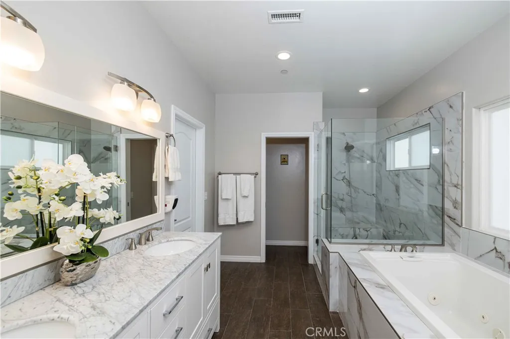 https://cdn.realtyfeed.com/cdn/127/306508692/7f25a0180c8cdc2565f449bafcdb5e24.webp