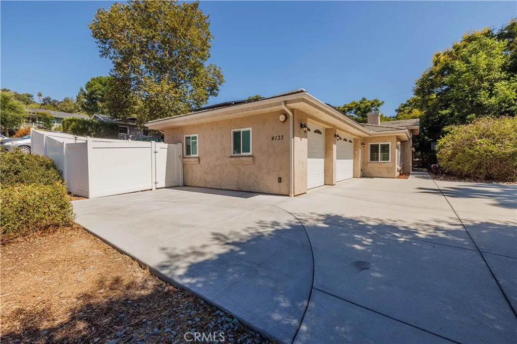 https://cdn.realtyfeed.com/cdn/127/306508692/d9f8777a061a3bca1128bf427405238c.webp
