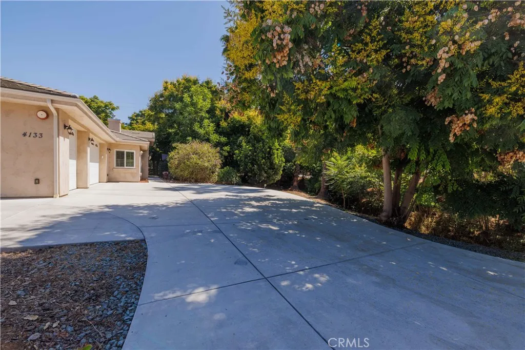 https://cdn.realtyfeed.com/cdn/127/306508692/e0a70fd5cd77a46d09d974181fd62b87.webp