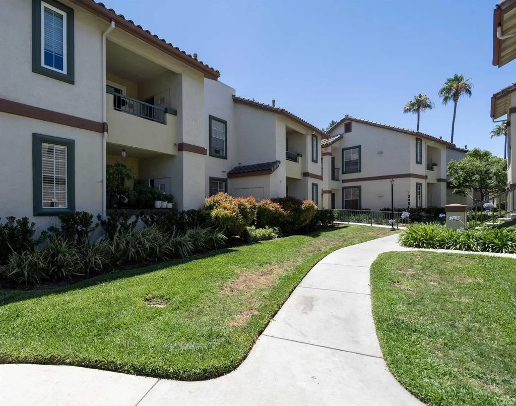 https://cdn.realtyfeed.com/cdn/127/306508801/6ad08580df6f92632f9c910bc2035ca7.webp