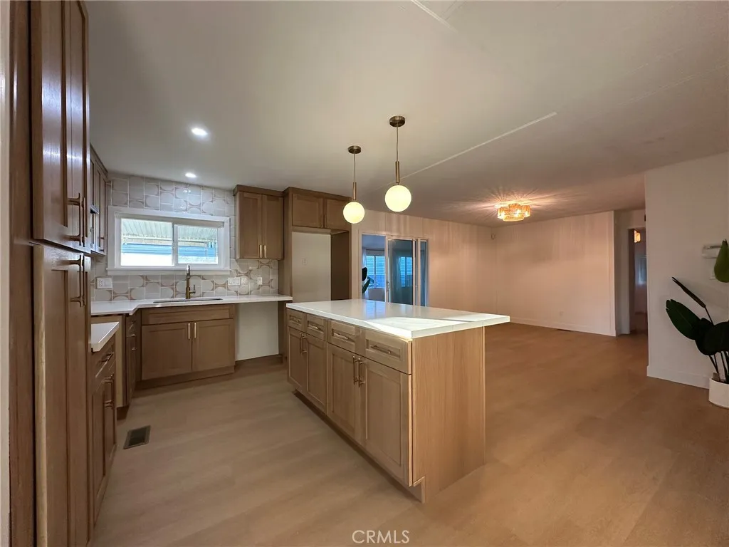 https://cdn.realtyfeed.com/cdn/127/306508815/4d804ec715fa6a7ea80d153f0888efc4.webp
