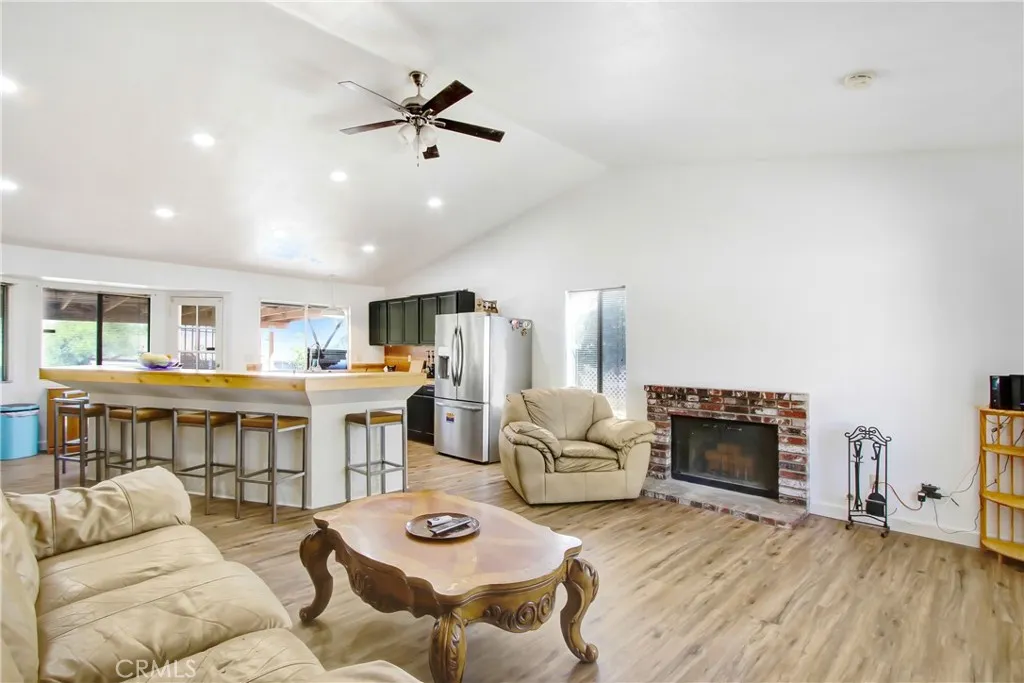 21703 Corso Alto Avenue, Nuevo, CA 92567 - Photo 3 of 29, Nuevo, CA