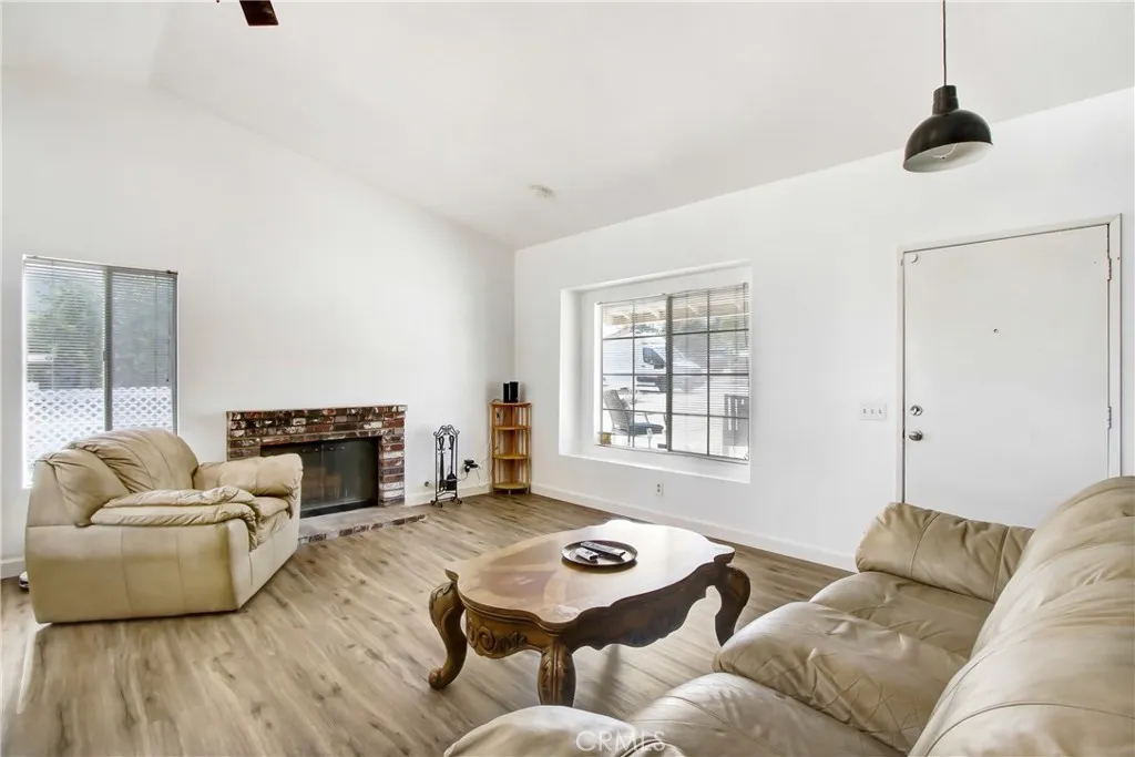 21703 Corso Alto Avenue, Nuevo, CA 92567 - Photo 5 of 29, Nuevo, CA