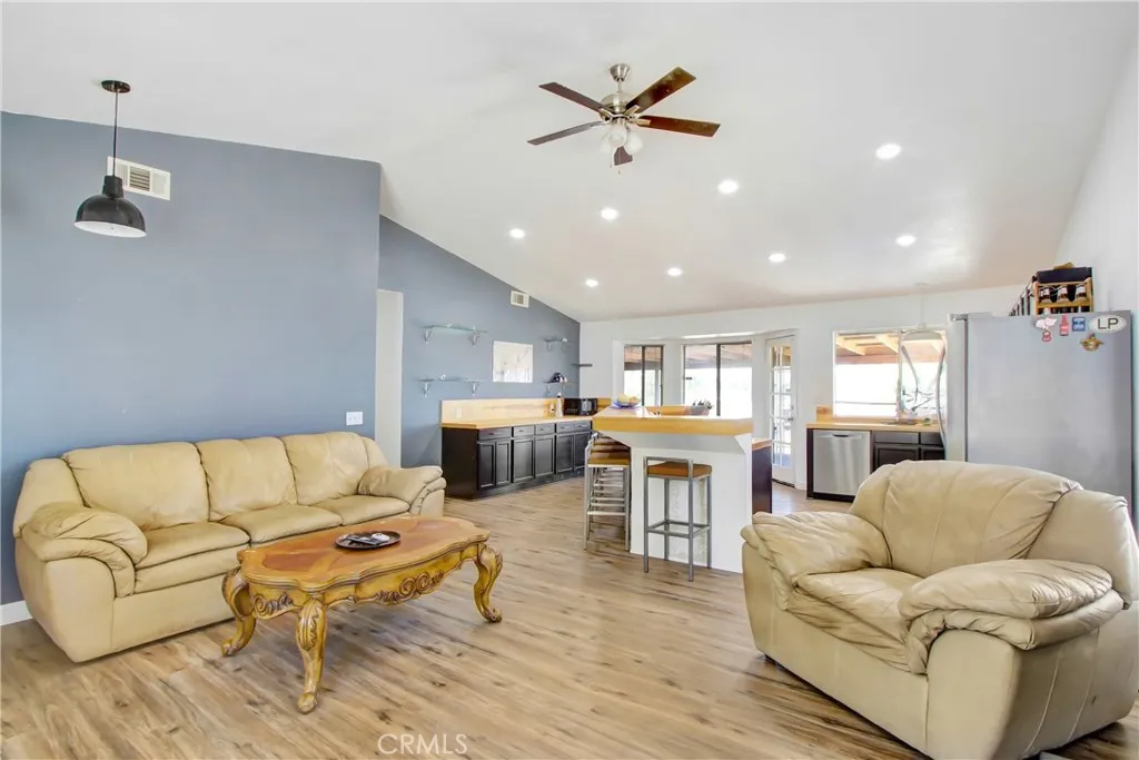 21703 Corso Alto Avenue, Nuevo, CA 92567 - Photo 4 of 29, Nuevo, CA