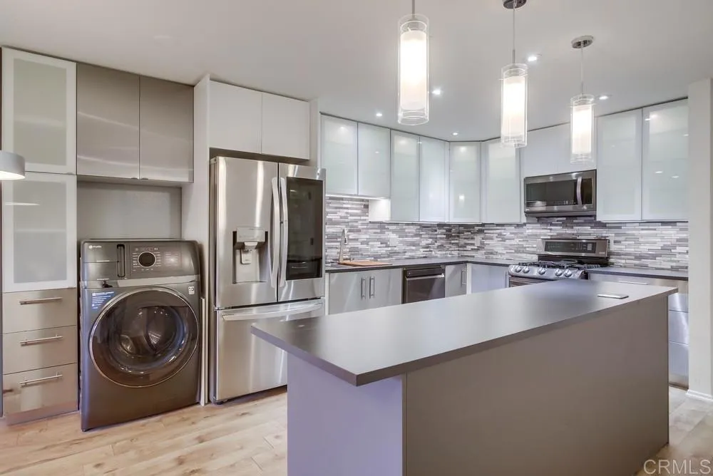 Photo #11: PTP2505877 Listing: Photo #11