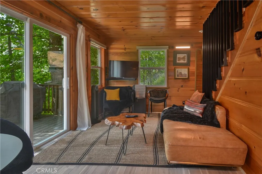 761 Arrowhead Villa Road, Lake Arrowhead, CA 92352 - Photo 4 of 31, Lake Arrowhead, CA