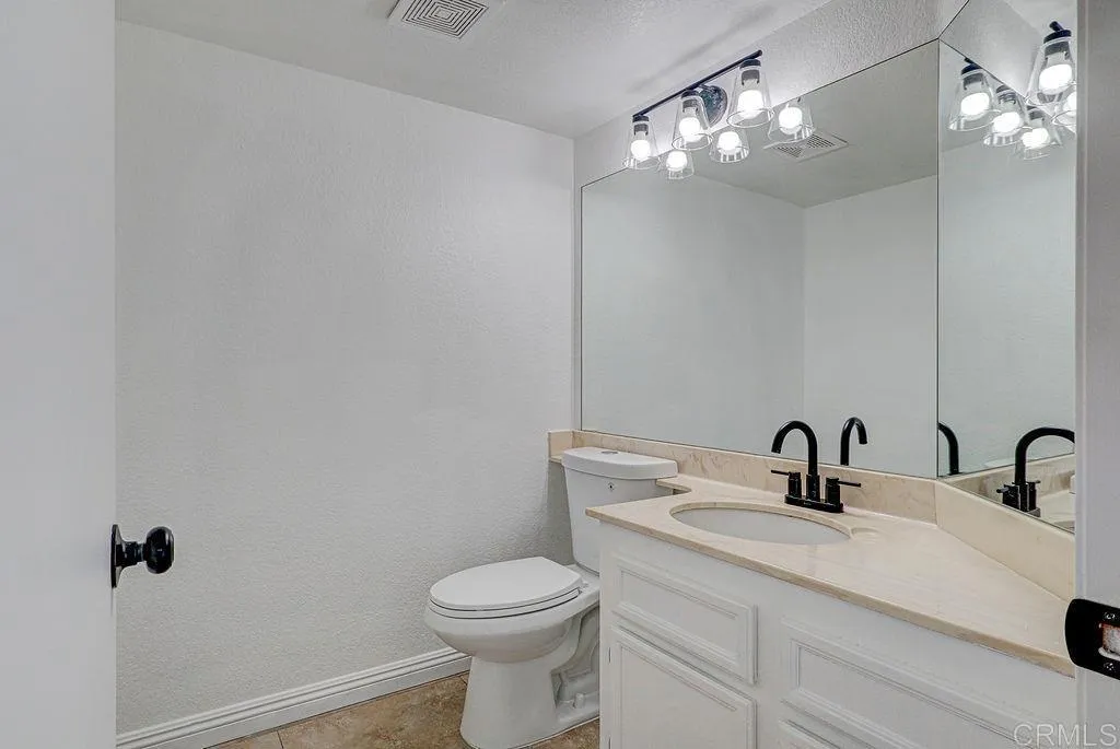 Photo #11: PTP2505881 Listing: Photo #11