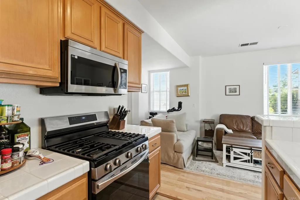 Photo #10: PTP2505883 Listing: Photo #10