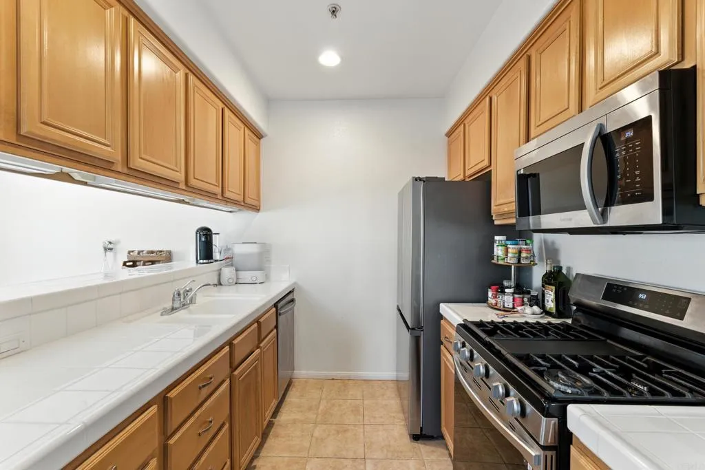 Photo #8: PTP2505883 Listing: Photo #8
