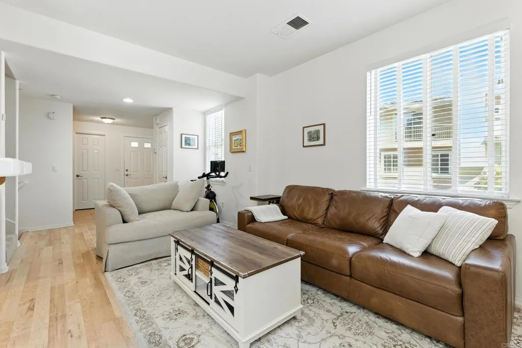 Photo #4: PTP2505883 Listing 