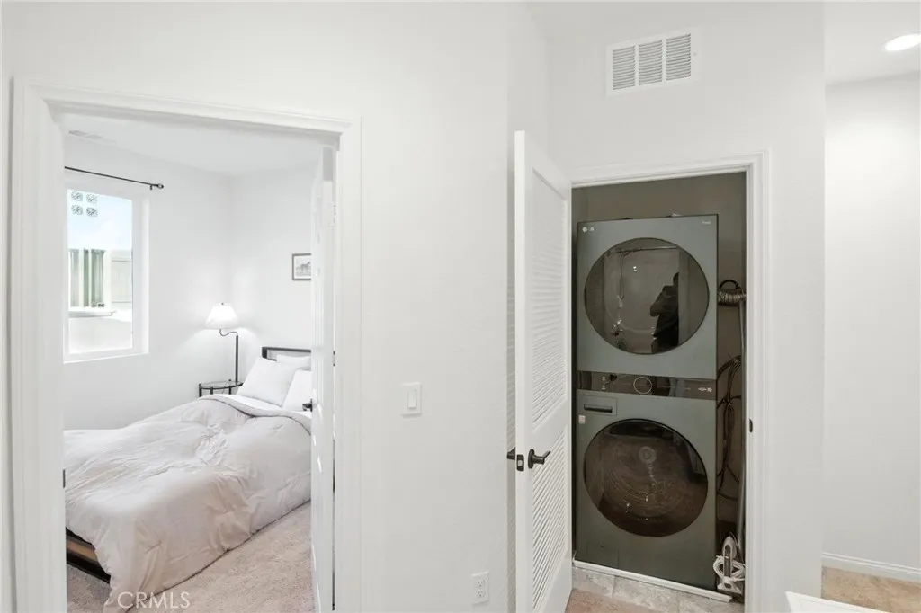 Photo #15: SB25173958 Listing: Photo #15