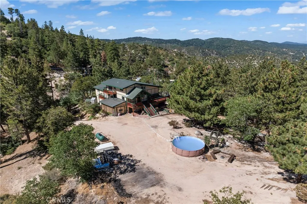 161 N Trails End Road, Green Valley Lake, CA 92341 - Photo 4 of 67, Green Valley Lake, CA