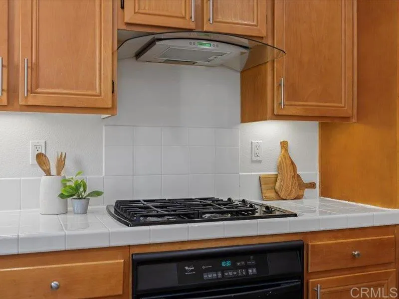 Photo #6: PTP2505894 Listing 