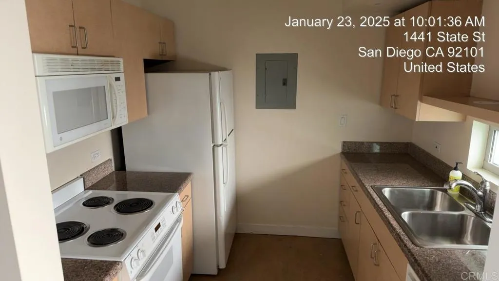 Photo #11: PTP2505895 Listing: Photo #11