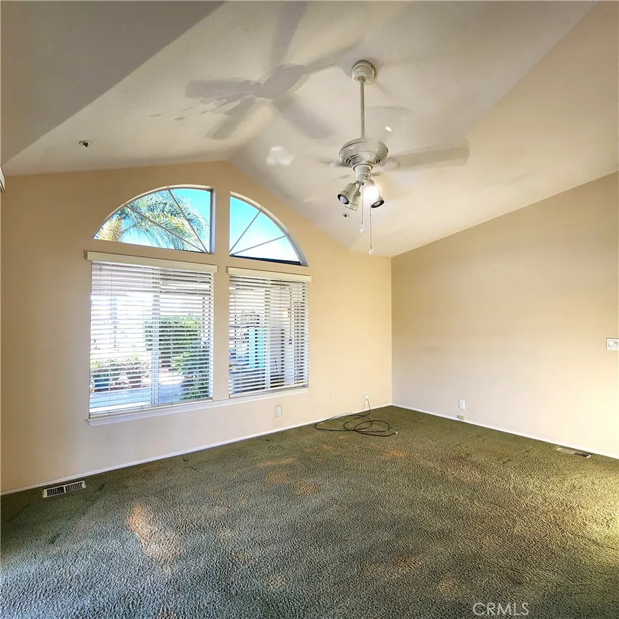 https://cdn.realtyfeed.com/cdn/127/306509630/50f20a92cf83c9830540c2234c4aeee6.webp