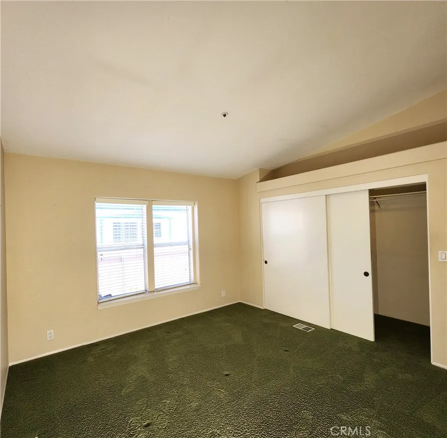 https://cdn.realtyfeed.com/cdn/127/306509630/8e1c91e901438168e654d6e807726caa.webp