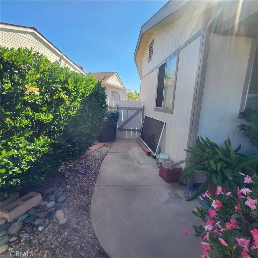 https://cdn.realtyfeed.com/cdn/127/306509630/e313ca3c70e0212064ed42f5b770a5f8.webp