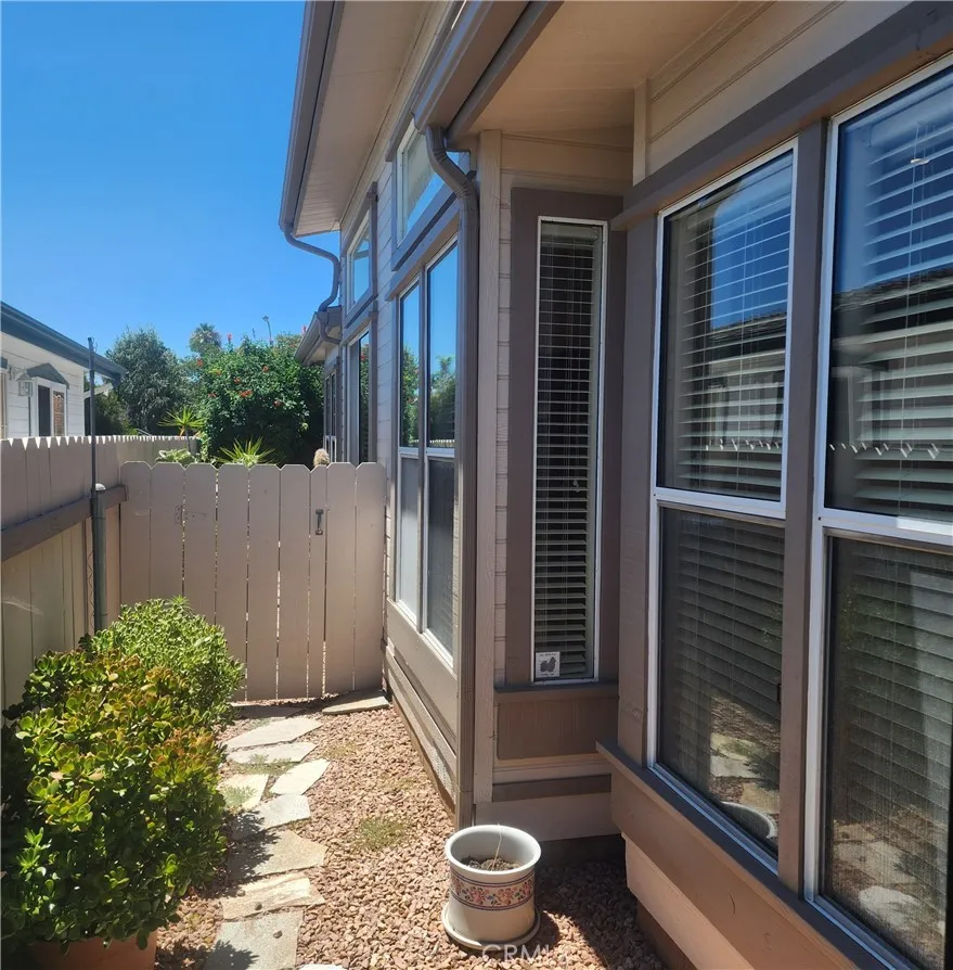 https://cdn.realtyfeed.com/cdn/127/306509630/e9004f54223e091d149fb90bd19e19f0.webp