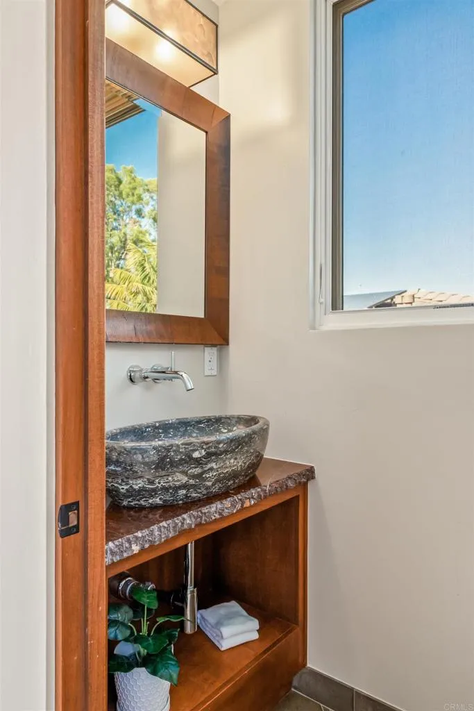 https://cdn.realtyfeed.com/cdn/127/306509809/487ee0ef80e598f20d1de223c2071e2c.webp
