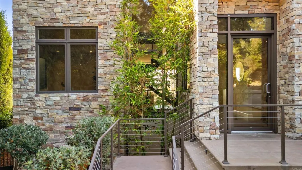 https://cdn.realtyfeed.com/cdn/127/306509809/9039b59c57c422e7e9de8d7f8d65ad49.webp