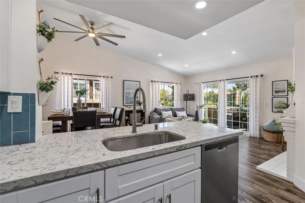 https://cdn.realtyfeed.com/cdn/127/306509831/a80ccf1b3980077a8c6db7bec5396f94.webp