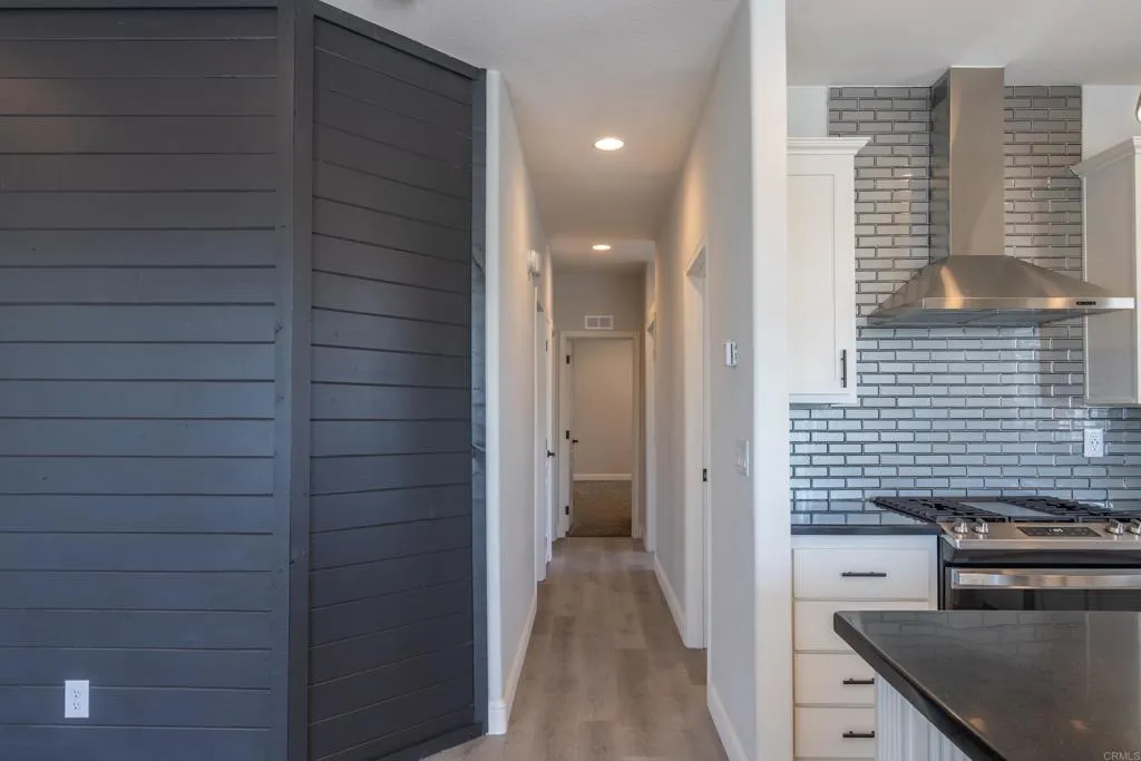 https://cdn.realtyfeed.com/cdn/127/306509923/50e5156be2fc6781bbe5e1f489594e31.webp