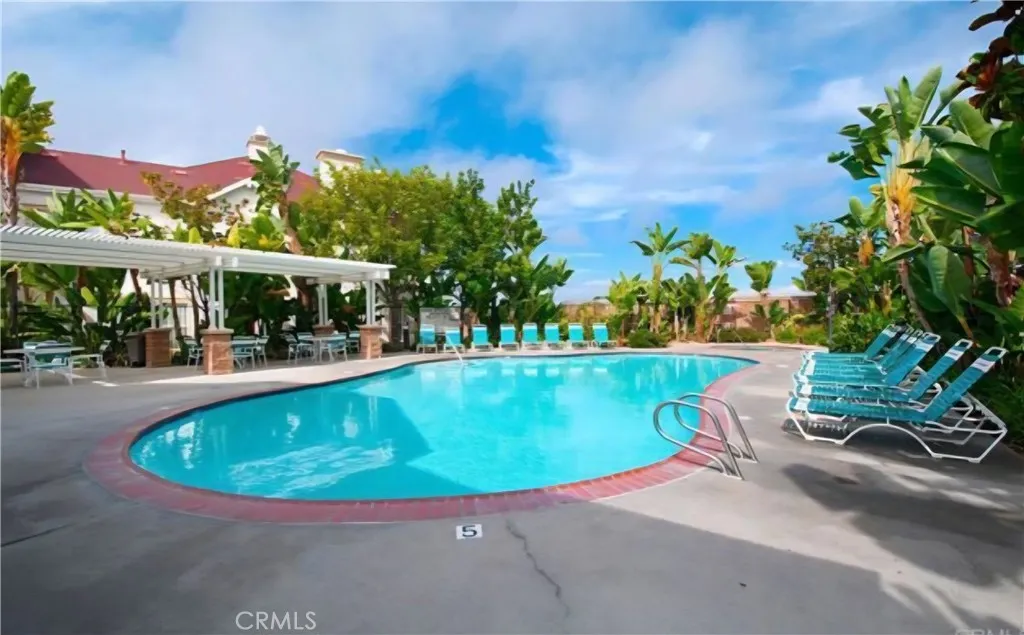 Photo #3: OC25175194 Listing 