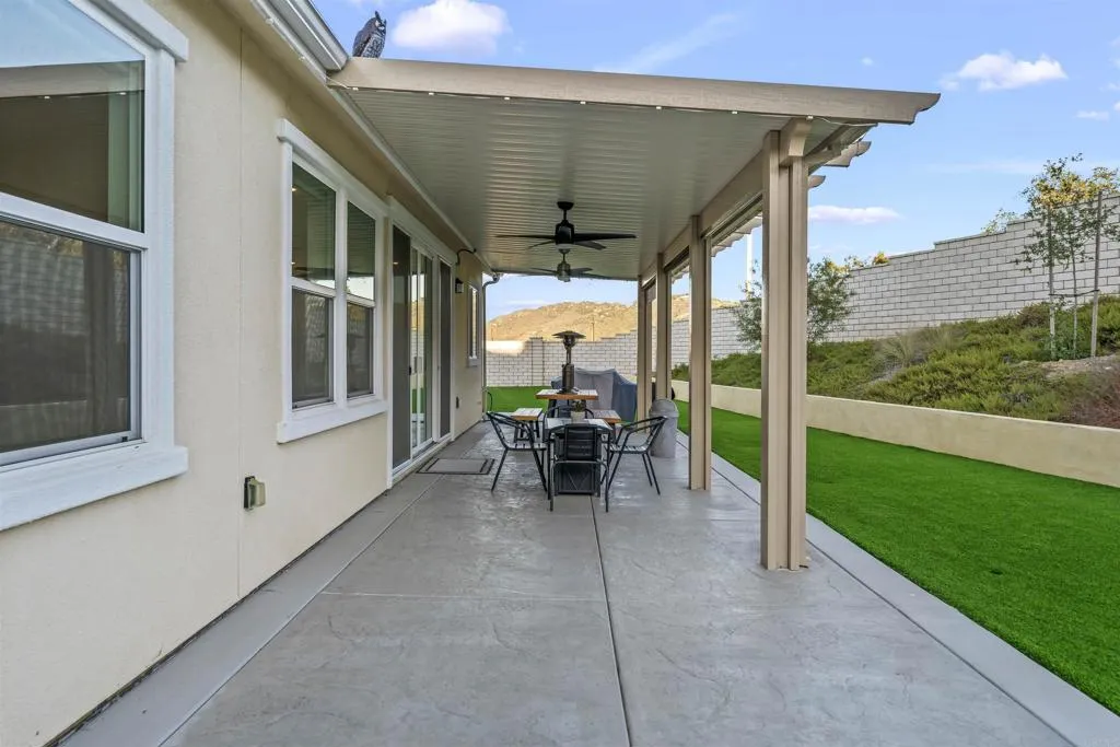 https://cdn.realtyfeed.com/cdn/127/306510103/4ba7b6b69e7e0eb44f4792e865c8cb70.webp