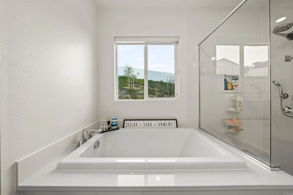 https://cdn.realtyfeed.com/cdn/127/306510103/8f566aa8754c4cece6aee966075c396f.webp