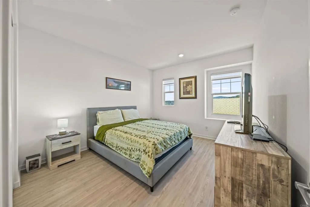 https://cdn.realtyfeed.com/cdn/127/306510103/9ad2839c93e9a06d3cb3956012ab6efc.webp