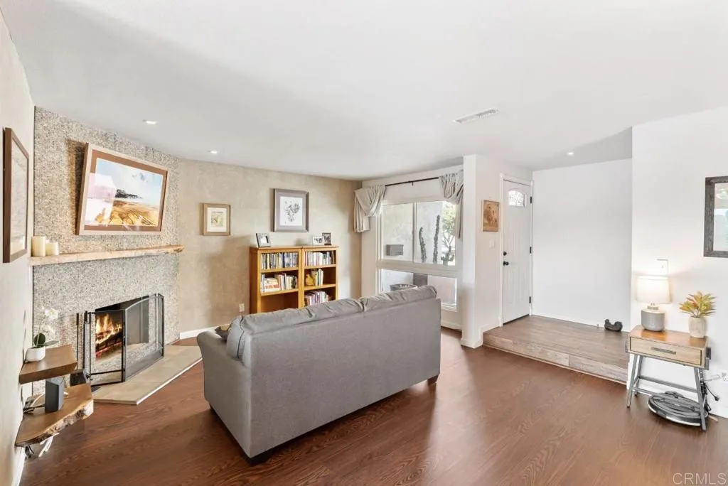 Photo #5: NDP2507681 Listing 