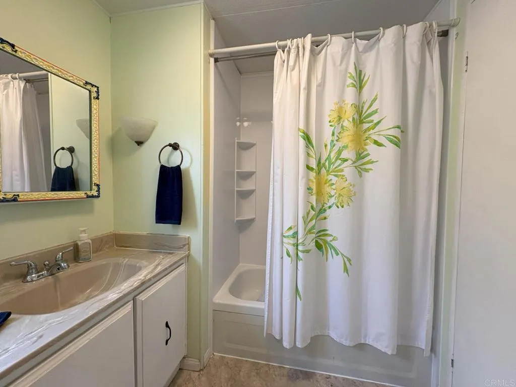 https://cdn.realtyfeed.com/cdn/127/306510283/2b7702ac855239fb1d6c5c0db1130f25.webp